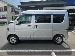 購入後のキズ・凹み・思わぬ事故など・・当社にて板金塗装工場完備です。代車も完備しております。安心してお任せ下さい！！TEL0480-34-6772