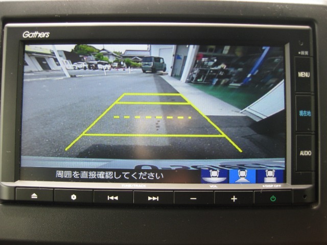画質もキレイなバックモニター！車庫入れが苦手な方も運転が好きになるはず♪