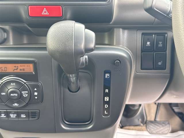 「車は欲しいけど、どんな車がよいか分からない…」という方、まずは一度ご相談ください！当店は美作市最大級の在庫を備えています！きっと気に入るお車が見つかりますよ♪