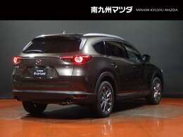 【CX-8】「TIMELESS EDGY」です。 普遍的な美しさや上質なデザインで心地良い刺激を届けるという意味が込められています。