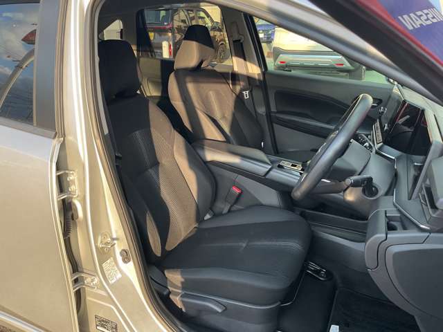 ぜひ一度座ってみてください。ご来店お待ちしております。