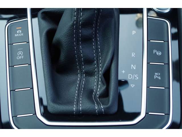 メンテナンスパックはご購入時だけのお得な点検・整備パック(有償)。点検コースと車検コースがございます。詳しくは店舗コーディネーターまでお問い合わせ下さい。