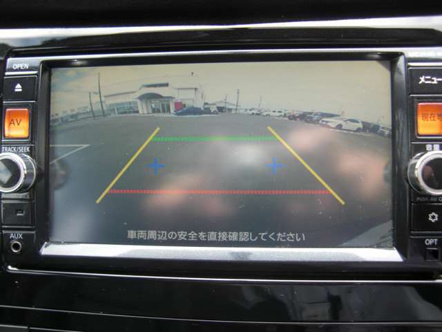 バックモニター表示