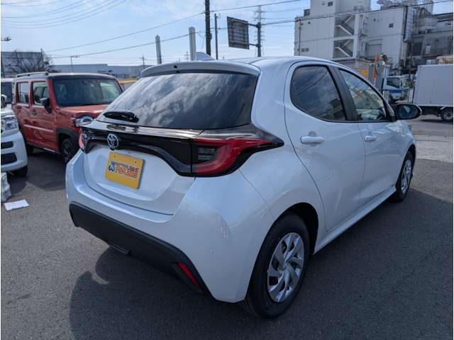 ☆当店商品の特徴☆　登録がされているお車で走行距離は10キロほどで誰も乗っていない車です！展示車はキズが付いてしまう場合もあるので直接ご確認くださいませ。