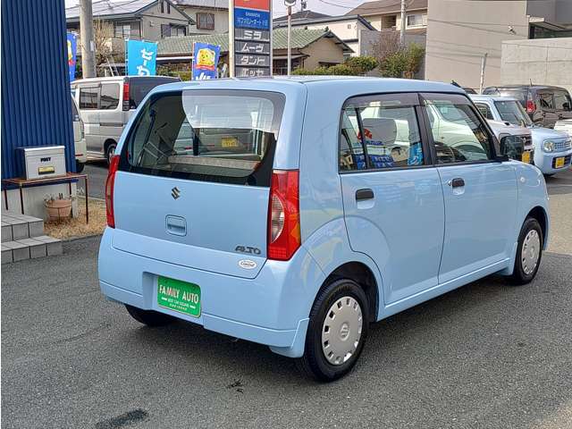 熊本インターより車で約10分。熊本工業専門学校近く農免道路沿いです。※当店は近隣県在住の方への販売に限らせていただきます。