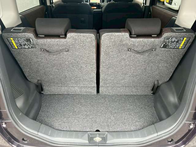 広々トランクルームで荷物もたくさん乗ります！