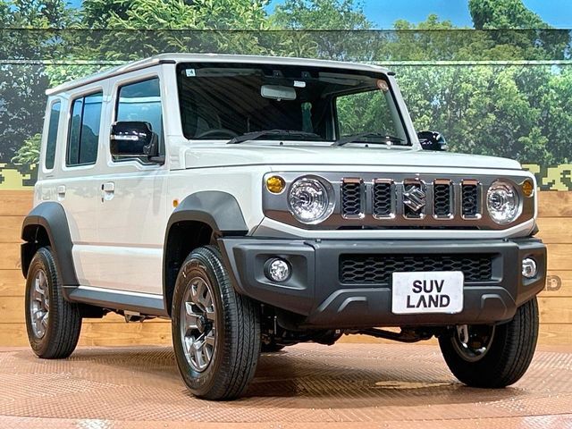 大好評のボディコーティング「弾スプラッシュコート」もご納車までに施工可能。通常のガラスコートと異なる、耐久年数6年の無機質ガラスコーティングが、ボディをキレイな状態に保ってくれます。