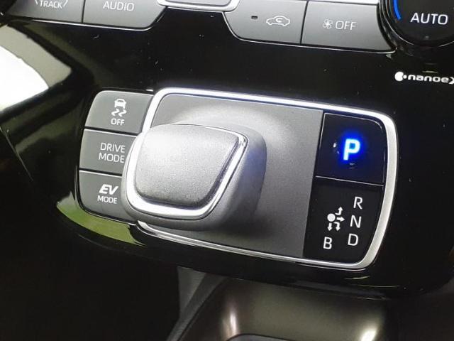 お車に合わせて無料保証以外にも、保証範囲、期間、距離を拡充させた有料保証もご用意しております！中古車の購入が初めてで不安・・・というお客様もご安心ください！