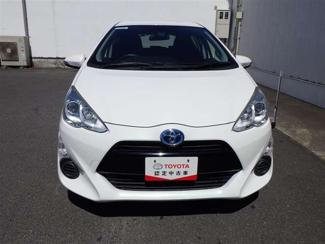 すぐ乗れる中古車も当店はラインナップ！！全車1年距離無制限保証付き！まるまるクリンで内外装キレイ！マイカーローンは最短15分で審査可能！お車のことならまず当店にご相談ください！