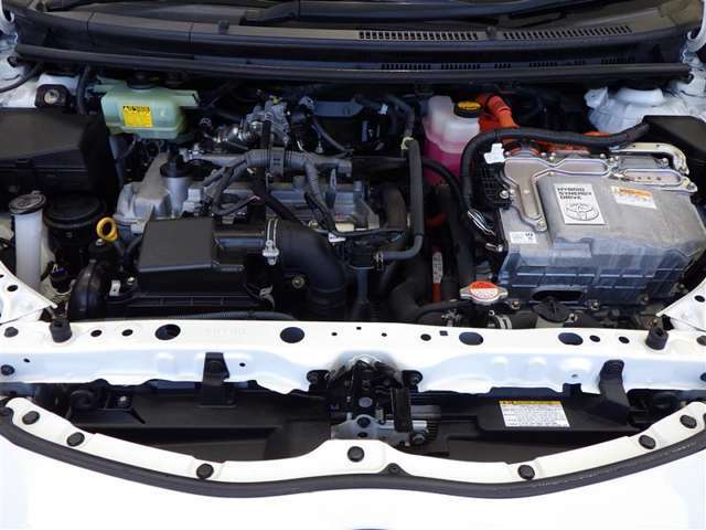 トヨタ認定中古車保証付！（1年間、距離無制限　HV車はHV保証付）　別途延長保証もご用意しております♪　ぜひ現車を確認にご来店ください