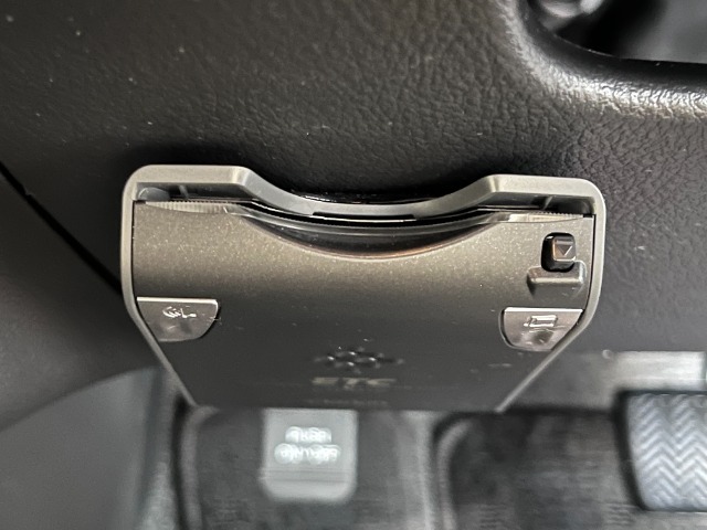 ETC車載器が装備されております！！高速道路の料金所もスムーズに通過できます♪