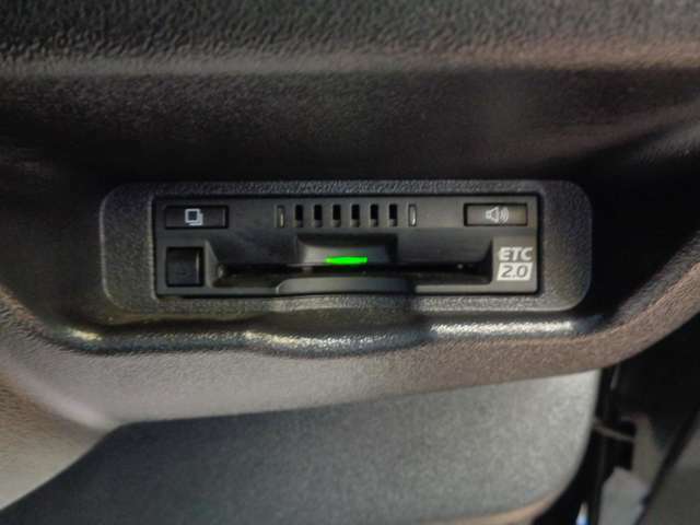 ビルトインETC2.0・AC100V！高額部分ですので嬉しいおまけ！ドライブレコーダー取付や最新ナビへのグレードアップも承ります！