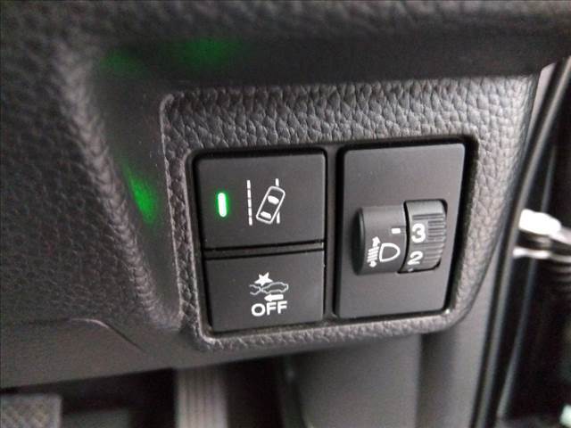 4WD☆ターボ☆ホンダセンシング☆ナビ☆Bluetooth☆Bカメラ☆ドラレコ☆ビルトインETC☆シートヒーター☆ハーフレザー☆両側電動ドア☆LEDライト☆パドルシフト☆パーキングセンサー☆試乗OK☆