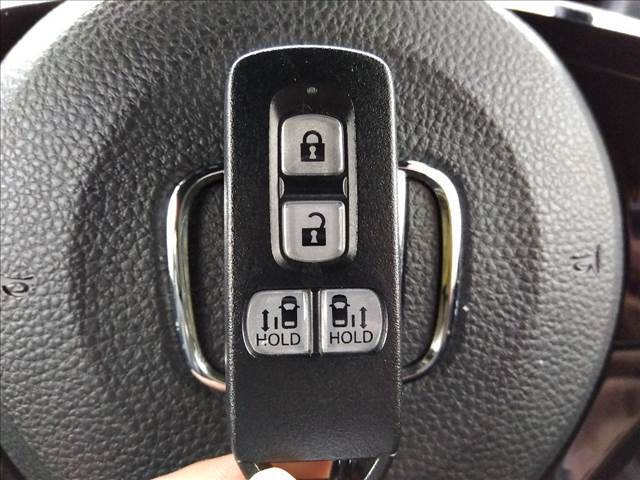 4WD☆ターボ☆ホンダセンシング☆ナビ☆Bluetooth☆Bカメラ☆ドラレコ☆ビルトインETC☆シートヒーター☆ハーフレザー☆両側電動ドア☆LEDライト☆パドルシフト☆パーキングセンサー☆試乗OK☆