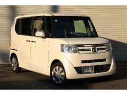 シンプルでありながらひと目でN-BOXとわかる洗練されたデザインになっています。