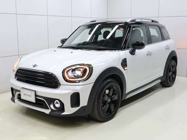 MINI NEXT 府中のお車をご覧いただきまして、誠にありがとうございます！！弊社ではMINI NEXT 八王子、狛江含め在庫約100台の中からお客様に合ったお車をご提供させていただきます。※お電話での商談も可能です。