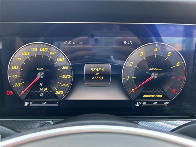 【スピードメーター】メーターがシンプルで見やすく運転しやすいですね。
