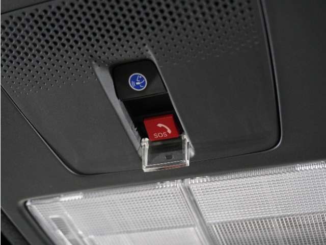新世代コネクテッド技術「Honda CONNECT」搭載。緊急時にオペレーターのサポートを受けることも可能です。