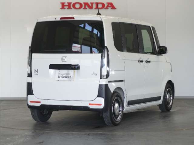 車両本体価格以外に必要な諸費用を含めたお支払い総額で検討して下さい！車両価格は安いけど諸費用が高い！なんてことにならないように当店は購入に必要な金額＝総額を表示しております！