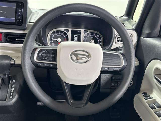 【ハンドル】『ハンドル/ステアリング』の画像になります。写真の内容に関してご不明点、ご質問等がございましたらお気軽にガリバー店舗までお問い合わせください。