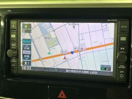 【純正ナビ】人気の純正ナビを装備。オーディオ機能も充実しており、Bluetooth接続すればお持ちのスマホやMP3プレイヤーの音楽を再生可能！毎日の運転がさらに楽しくなります！！