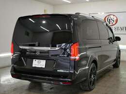 ★AMG19インチAW（245/45R19）★ドアバイザー★リアプライバシー★黒ナッパレザーシート★メモリー付きパワーシート★1・2列目シートヒーター＆ベンチレーション★オットマン