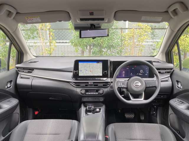 【支払総額】＝車両本体価格+諸費用(神奈川県内ナンバーでの登録＆当店受渡し納車として試算した合計額)※希望ナンバー取得 神奈川県以外のナンバー登録 自宅へのご納車につきましては追加費用が発生いたします