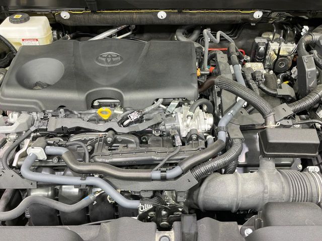 親切・丁寧な専門メカニックスタッフが応対！・車検・点検整備・事故等の修理などアフターサービスも安心。お車のカスタマイズもネクステージのサービススタッフまでご相談ください！