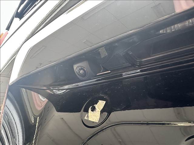 バックカメラも付いてます！これで駐車も楽々です！