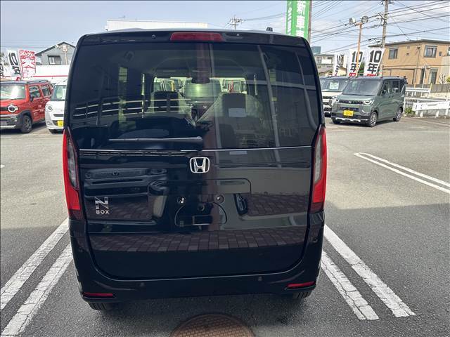 快適なカーライフを過ごしていただくためにオイル交換～定期点検や車検整備なども実施。国土交通省トップランクの指定工場6拠点、認証工場1拠点の体制で高いクオリティの整備を実施しております。