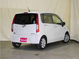 ■車体色：パールホワイトIII