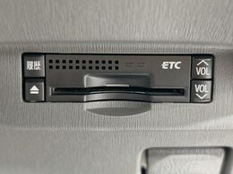 【ETC】高速道路の料金所をストレスなく通過！話題のスポットやサービスエリアに多い「スマートIC」利用時は必須のアイテムです。当店でセットアップを実施、ご納車当日からすぐにご利用いただけます！