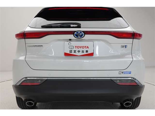 LEDテールライトです。省電力、高輝度のLEDは明るく照らすので夜間運転時の視認性を高めます。スタイリッシュな見た目で細かいところもこだわりたいあなたに！