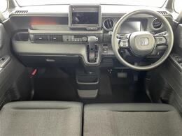 【インパネ全体】全方位で視界が広く、高い目線で運転もしやすいです！