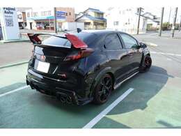 750台限定車！純正19インチアルミ！ブレンボ！走行1900キロ！スマートキー！クルコン！カロッツェリアナビ！Bカメラ！