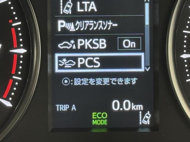 先進の安全装備ついてます。詳しい装備内容、仕様等につきましてはスタッフにお問合せ下さい。