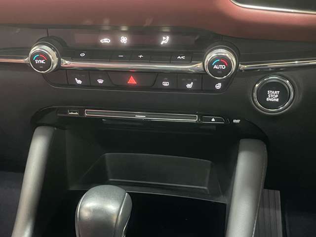 ☆カーセブン三郷インター店☆掲載画像をご覧頂いてお気づきの点やご不明の点など、お気軽にお問い合わせ下さい。