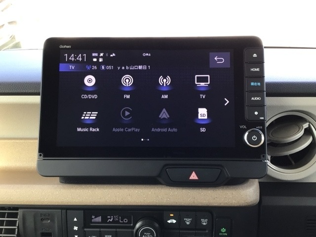 【オーディオ機能】ナビに一体のオーディオは、フルセグTVの他にDVD/CDプレーヤーを装備♪もちろんFM/AMラジオもお聞きいただけますよ♪