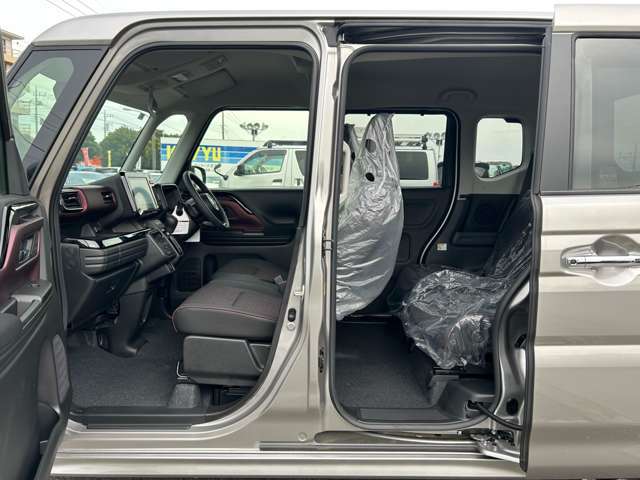 当社店頭買取入庫車！オークション仕入れの中間マージンをカットしたダイレクト販売で高品質車を低価格にてご提供しております！！マージンが省かれる分お得な価格を設定致しました！