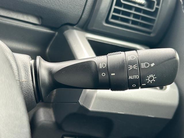 【運転席操作部】快適なドライブを楽しむための機能が装備されています！運転席から触れるので、使いやすいです！除菌プランいれていただくと、さらに清潔で安心していただけます！