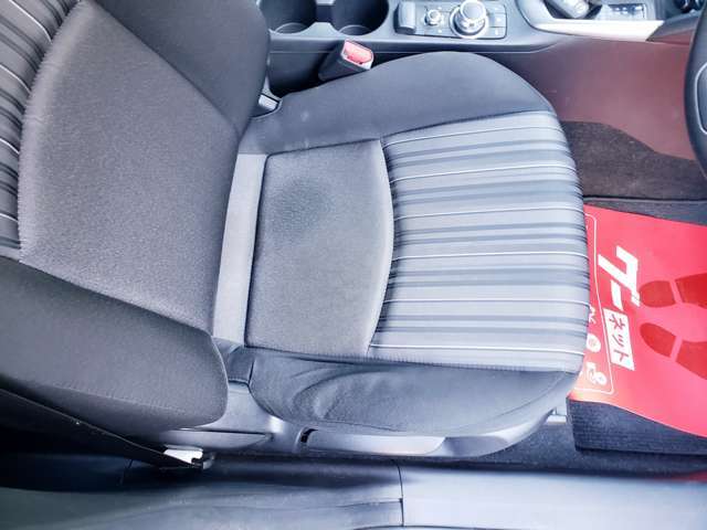 全車専門スタッフによる内装クリーニング、外装磨きを実施しており、見えない細かい部分まで気を使っております。是非、一度お客様自身の目で確かめて頂けたらと思います。