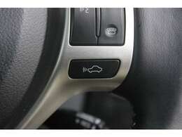 メーカーオプションのプリクラッシュセーフティシステムが装備されておりますので、ミリ波レーダーで対向車や歩行者を検知して衝突回避や被害軽減サポートをしてくれます！