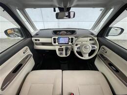 【インパネ全体】全方位で視界が広く、高い目線で運転もしやすいです！