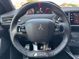 部品が必要な場合、お客様のご要望に応じて純正部品、OEM、社外品、リビルト品、中古品の中からお選びいただけます。まずはお気軽にご相談ください。