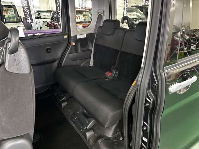 キッズスペースがあるのでお子さんを預けていただければ安心してお車を見ることができます♪おもちゃもたくさんあります♪