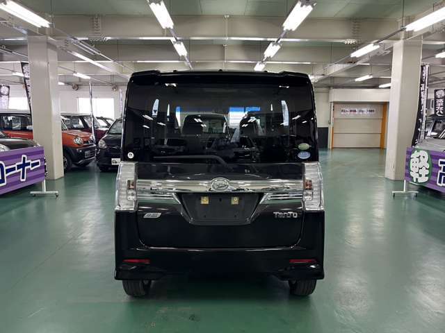 自社鈑金工場・自社整備工場完備！　納車後のアフターフォローもご安心ください！