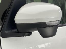 【ドアミラー】大きくて見やすいので、後方を見るときも安心です！