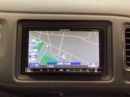 ナビゲーションはフルセグTV対応のメモリーナビを搭載しています。