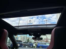 国道2号線より県道142号に入って約300mほど、電車では阪神電車尼崎駅が最寄となります。