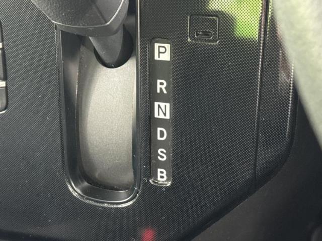 お車に合わせて無料保証以外にも、保証範囲、期間、距離を拡充させた有料保証もご用意しております！中古車の購入が初めてで不安・・・というお客様もご安心ください！